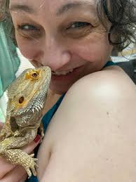 Funny moment with a friend's appearance