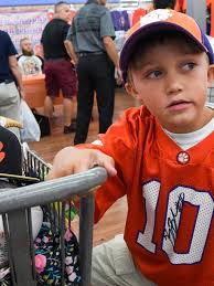 Fans flock to see Ben Boulware at Walmart in Anderson