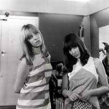 Blowup titulo original blow up deletreado alternativo blow up otro. Jane Birkin Gillian Hills In Blow Up 1966 Jane Birkin Mod Girl Birkin