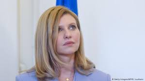 Вивчаємо правила стилю і кращі образи першої леді україни на честь її дня народження. U Druzhini Zelenskogo Pozitivnij Rezultat Testu Na Koronavirus Novini Aktualni Povidomlennya Pro Podiyi V Sviti Dw 12 06 2020