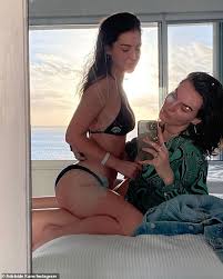 Official facebook page for actor adelaide kane. Adelaide Kane Straddles Dutch Girlfriend Marthe Woertman In Cancun Latest Celebrity News