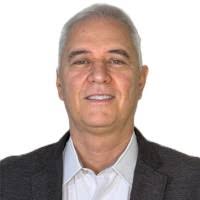 200+ perfis com “Betti”