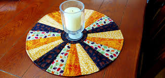 Round Fall Colors Centerpiece, Quilted Tabletopper, Fall Centerpiece, Fall  Decor, Dresden Plate Centerpiece, READY TO SHIP