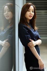 삼엄한 경계 속에 범인은 대도시로 숨어 들어 서울의 한 아파트로 잠입한다. ì—¬ìžë¥¼ ìš¸ë ¤ í•œì´ì„œ ì´ ì•…ë¬¼ê³  ë²„í…¼ìŠµë‹ˆë‹¤ ì—°í•©ë‰´ìŠ¤