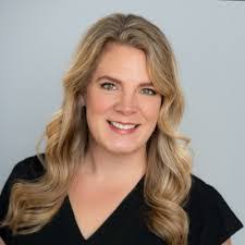 Allison Ballou's Instagram, Twitter & Facebook