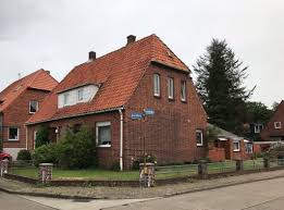 Gemütliches reihenmittelhaus in dörflicher wohnlage. Referenzen Carmienke Immobilien