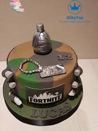 Gateau Anniversaire Fortnite Decoration Anniversaire Garcon Battle Royale Beaux Gateaux D Anniversaire Decoration Anniversaire Garcon Gateau Barbie