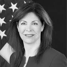 Sandy Peavy's Instagram, Twitter & Facebook