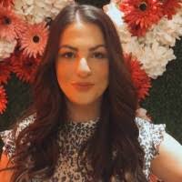 900+ profiluri „Antoneta”