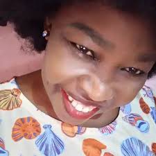 I dreamed my hair being cut as hair treatment did not help me .