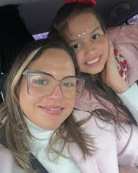 Gabriela Sánchez (@coolsurance) • Instagram photos and videos