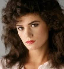 Download Linda Fiorentino As Bridget Gregory Wallpaper