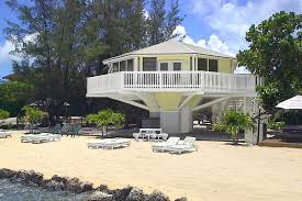 Florida Keys Pedestal Beach Home Prefab Post And Beam Houses Hurricane Proof Home Designs In 2020 Beach House Plans Building Plans House House On Stilts