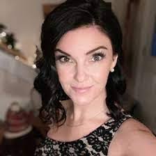 Ashley Moylan's Instagram, Twitter & Facebook