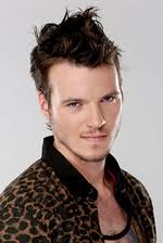 Нэйтан Кийес