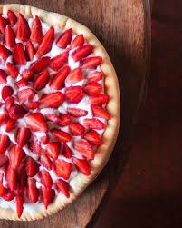 Faire Une Tarte Aux Fraises Pour Emmener Au Boulot Chashands Fraises Strawberries Tarteauxfraises Summervibes Sum In 2020 Food Fruit Strawberry