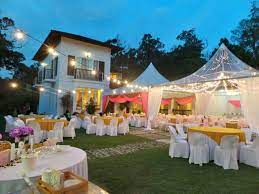 Host an incredible wedding reception in the golden triangle of kuala lumpur. 9 Beautiful Intimate Budget Wedding Venues In Kl Selangor