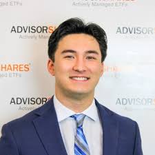 Excited to announce I have been admitted to the Masters of Financial  Analysis (MFinA) graduate program at CNU after graduating in 3 years with a  Bachelors Degree in Finance! Thank you to