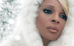 Mary J Blige and Mid-Wifing the Christmas Perrenial