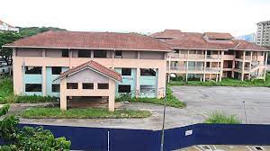 Guru penolong kanan program pendidikan khas intergrasi: Taman Desa Residents Want Answers On Status Of Abandoned Sk Danau Perdana The Star