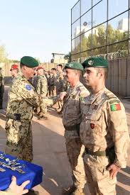 Anúncios grátis de carros usados, motas, casas, apartamentos, vestuário,. Forcas Armadas Portuguesas On Twitter Parabens Aos Militares Portugueses Em Missao No Mali Dois Dos Militares Portugueses Na Missao De Treino Da Uniao Europeia No Mali Eutm Mali Foram Distinguidos No Dia 12