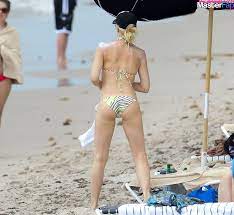 Gwen Stefani Nude OnlyFans Leak Picture rbkRyLSo5G | MasterFap.net