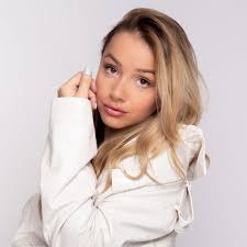 My name is emma heesters and welcome to my channel. Musik Von Emma Heesters Alben Lieder Songtexte Auf Deezer Horen