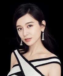 Jackie chan, johnny knoxville, fan bingbing star in skiptrace directed by renny harlin. Shi Shi Dramawiki