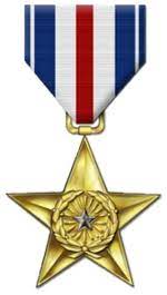 The star is surrounded by a green enameled laurel wreath, edged in gold. Silver Star Wikipedia