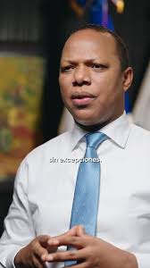 Mis hijos felices y yo más que ellos por la visita de su abuelo Mateo  Morrison (mi padre) quien los visitó para hablarles de literatura, sus  inicios en la poesía y regalarles