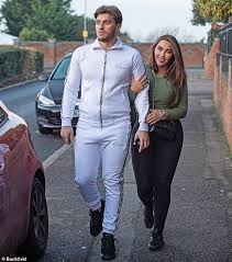 Lauren goodger was born on september 19, 1986 in hackney, london, england as lauren rose goodger. Lauren Goodger 34 Shares A New Year S Eve Kiss With Beau Charles Drury 23 In Essex Duk News