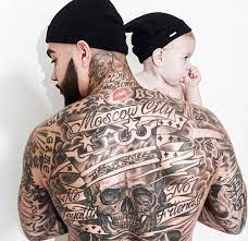 Но большинство татух говорит о его жизненных ценностях: Tatuirovki Timati
