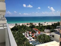 Enjoy ocean view rooms and suites and beachfront living from your balcony at the confidante miami beach. View Of Beach From Balcony Room Aufnahme Von Loews Miami Beach Hotel Tripadvisor