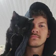 Can a blown oil filter gasket or crack damage the engine?