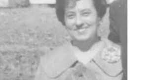 Ruth Hartsell's Instagram, Twitter & Facebook