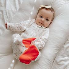 Many brands are trying to make their clothes more sustainable and environmentally friendly, and some have decided to pay special attention to the little ones. Our 9 Favorite Sustainable Organic Baby Clothing Brands Ecothes