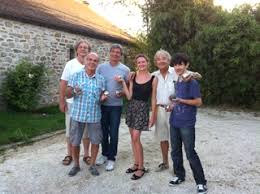 Mais l'affaire de l'agression verbale antisémite a été un révélateur à trois coups. L Ete Studieux De Pierre Perret Le Site Officiel De L Ami Pierrot