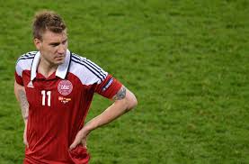 Bendtner hasn't been in the spotlight very much recently. Nicklas Bendtner Danischer Kult Fussballer Soll Taxifahrer Verletzt Haben Fussball Stuttgarter Zeitung