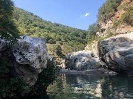 39°25′49.5″n 9°37′42.05″e / 39.430417°n 9.628347°e. Sa Stiddiosa Trekking Zum Tropfelnden Wasserfall Pecora Nera Reiseblog Und Reisefuhrer Aus Sardinien
