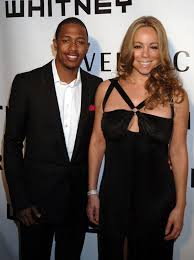 Nick cannon has figured out a surefire way to make people forget he once had a mariah carey back tattoo. Mariah Carey Alters Her Nick Cannon Tattoo And Flashes It During A Paris Outing With Her Children