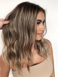 Brown Hair With Thin Blonde Highlights Brown Hair With Highlights Hair Color Light Brown Brown Blonde Hair