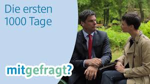 Wie sich die sehfähigkeit entwickelt. Ab Wann Kann Ein Baby Sehen Die Ersten 1000 Tage Entwicklung Eines Babys Dm Mitgefragt Folge 49 Youtube