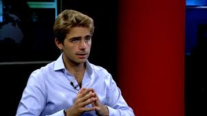 Una postal urbana repetida en miles de veredas. Pierpaolo Barbieri Fundador De Uala El Sistema Financiero Argentino Es Para Muy Pocos Pero Es Muy Rentable Infobae