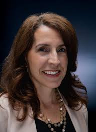 Linda Cabral's Instagram, Twitter & Facebook