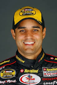 Juan pablo montoya nació el 20 de septiembre de 1975 es un famoso piloto de carreras que desde muy temprana edad empezó a correr en karts gracias al impulso de su padre pablo montoya. Juan Pablo Montoya Peliculas Edad Y Biografia