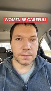 Chris Reza's Instagram, Twitter & Facebook