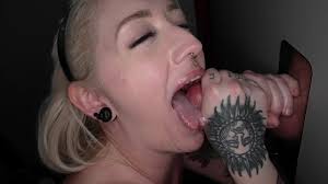 GloryholeSwallow - Dec. 17, 2021