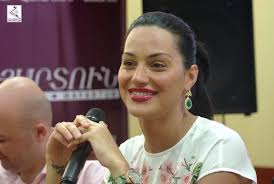 Eva Rivas Tiflis'te Sayat-Nova'nın 300 doğum yılı gala konserine katıldı