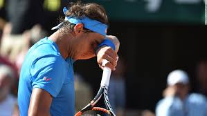 El debut de rafa nadal en roland garros 2015 ha sido un mero trámite, pero las fotos de ese partido para ti y para nosotros no lo son… así que por eso hemos preparado una infinita galería de más de 50 fotografías que reflejan muchos de los mejores momentos del primer día en la oficina de parís donde. French Open 2015 Rafael Nadal Suffers Rare Defeat Cnn