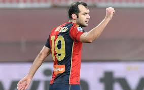 Pandev, ilaçların midede çözülmesini engelleyen özel bir madde ile kaplı (enterik kaplı) tabletler şeklinde kullanıma sunulmuştur. Genoa Napoli Pandev E Dura Alla Mia Eta Ma Mi Diverto Ancora Sky Sport